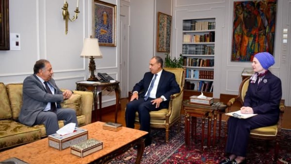 وزير الخارجية يستقبل رئيس لجنة الشئون الأفريقية بمجلس النواب 