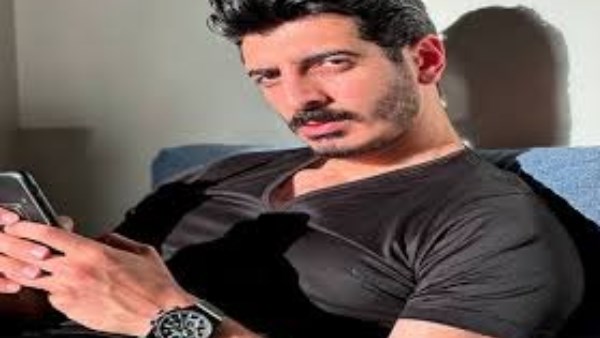 تخفيف حكم حبس شاكر محظور إلى سنة وغرامة 100 ألف جنيه في قضية الفيديوهات الخادشة 