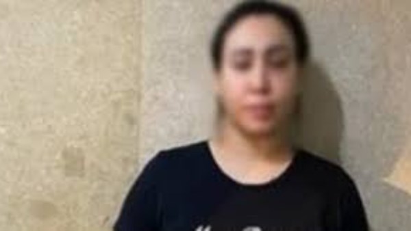 محكمة مستأنف الاقتصادية تخفف عقوبة الراقصة بوسي الأسد إلى عام واحد وتغريمها 100 ألف جنيه 