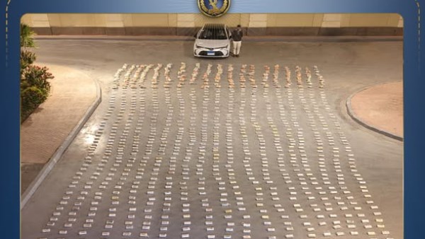 مصرع عنصرين جنائيين في تبادل إطلاق النار مع الشرطة وضبط طن من المواد المخدرة بقيمة مالية 104 مليون جنيه