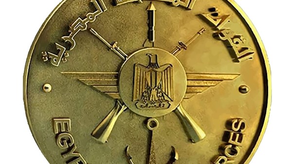 القوات المسلحة تهنئ رئيس الجمهورية بمناسبة الاحتفال بالذكرى الرابعة والأربعين لتحرير سيناء  