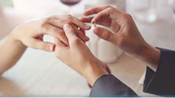 ضبط شاب بالقاهرة بتهمة النصب على سيدة هولندية والاستيلاء على 100 ألف يورو 