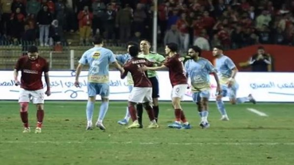 الأهلي وسيراميكا 