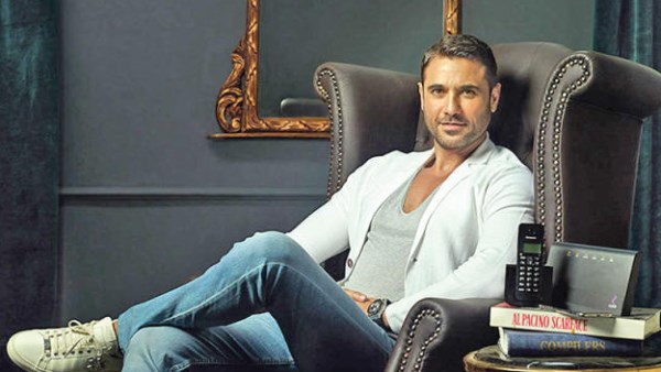 النجم احمدعز 