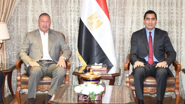 الخطيب والوزير 