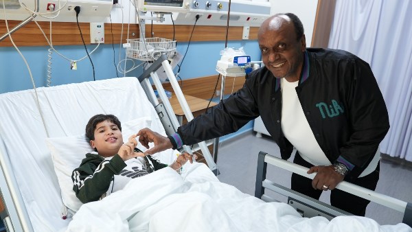 إسماعيل يوسف في مستشفى الناس