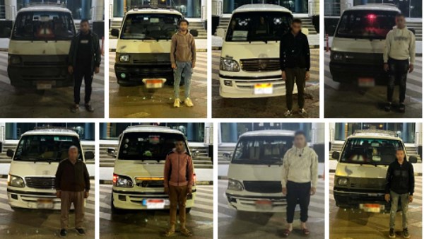 ضبط 8 سائقين ميكروباص