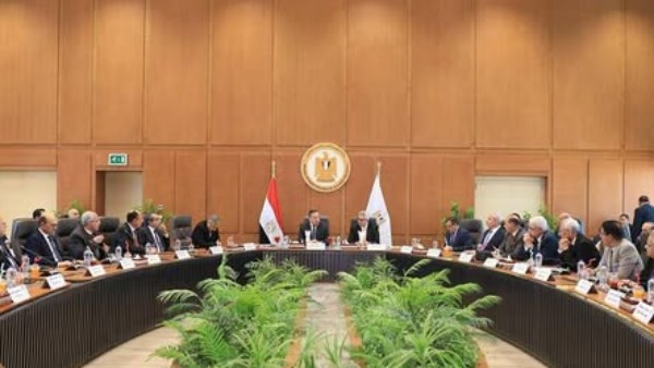 جانب من الاجتماعات