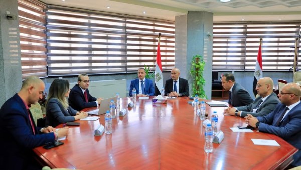 جانب من اجتماع اليوم