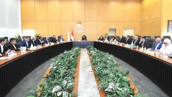 جانب من اجتماع اليوم 