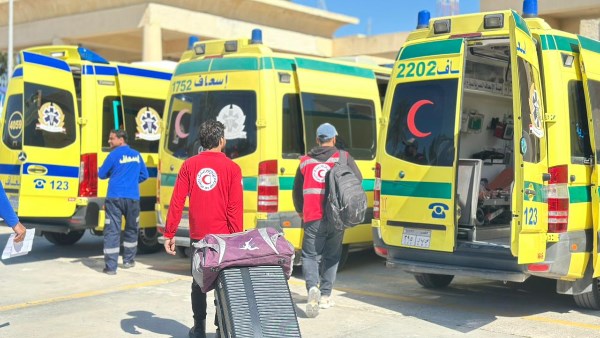  الهلال الأحمر المصري