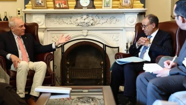 جانب من الاجتماع 