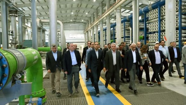 وافتتاح عدد من المشروعات التنموية والخدمية