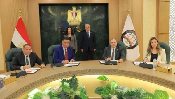 جانب من اجتماع اليوم 