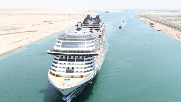  سفينة الركاب العملاقة " MSC EURIBIA"