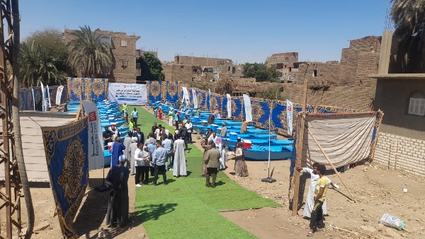 تسليم 30 مركب لصغار الصيادين بكلح الجبل