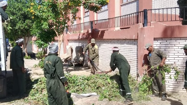 حملات نظافة مكبرة بمدينة الأقصر