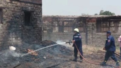 السيطرة على حريق حظيرة ماشية بالمنيا