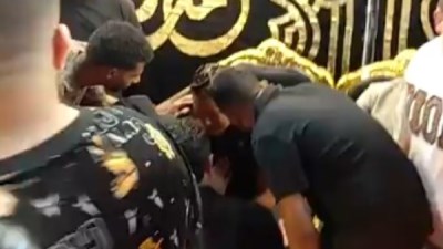 حمو بيكا في عزاء والده الراحل 