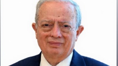 الدكتور حسين عيسى، نائب رئيس الوزراء للشؤون الاقتصادية