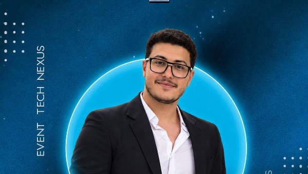 الطالب أحمد علاء محمود،
