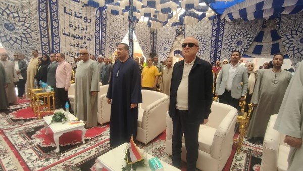 محافظ الأقصر يفتتح ثلاث محطات صرف صحى 