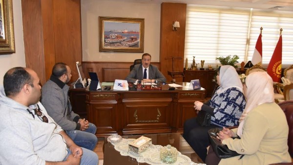 محافظ بورسعيد 