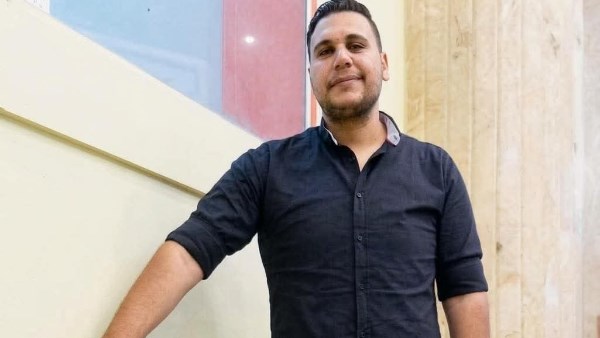الشاب المتوفي على متن الطائرة 