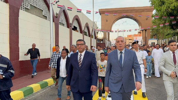 محافظ قنا 