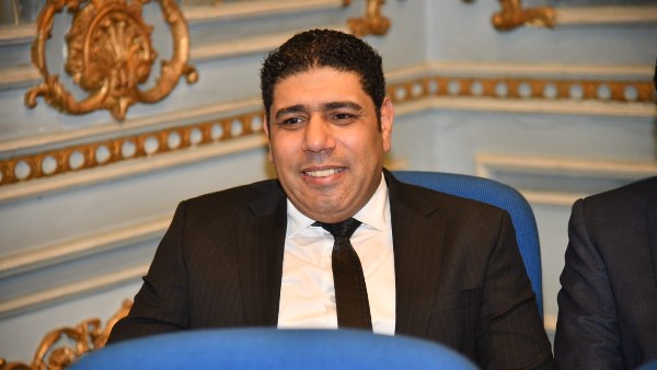عادل زيدان عضو مجلس الشيوخ