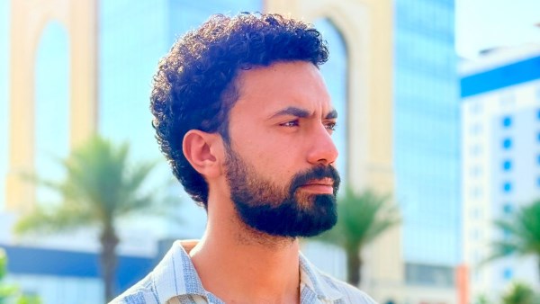  الشاب كريم عادل
