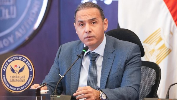  الدكتور إسلام عزام - رئيس الهيئة العامة للرقابة المالية