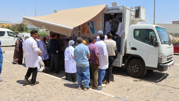 وزارة الصناعة و"100 مليون صحة" وقافلة "كيمي" الطبية تطلق حملة طبية شاملة لـ400 عامل بـ4 مصانع أكتوبر