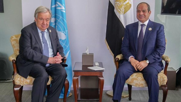 الرئيس السيسي يلتقي بسكرتير عام الأمم المتحدة على هامش قمة "أفريقيا – فرنسا"
