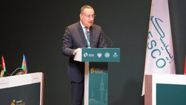  الدكتور عبدالعزيز قنصوة - وزير التعليم العالي والبحث العلمي