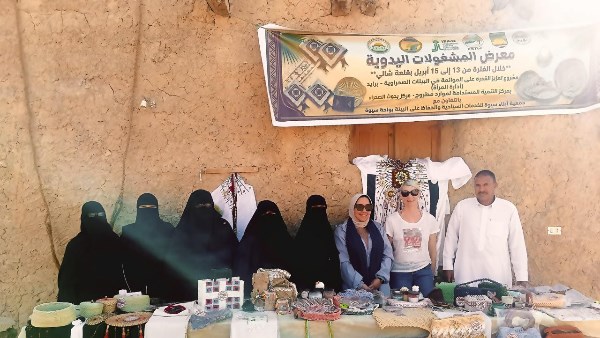 بحوث الصحراء يدعم المرأة المعيلة بسيوية ببرامج تدريبية لتحسين الدخل وخلق فرص عمل