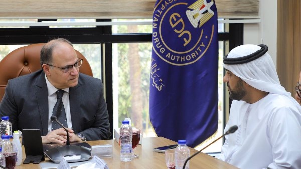 رئيس هيئة الدواء المصرية يستقبل عرب لاب لبحث دعم الصناعات الدوائية والتكنولوجيا الحيوية