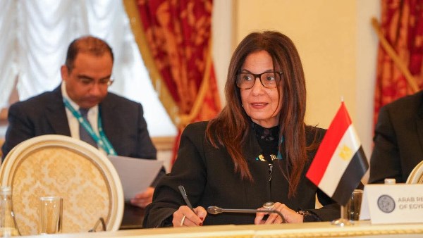  جيهان زكي وزيرة الثقافة