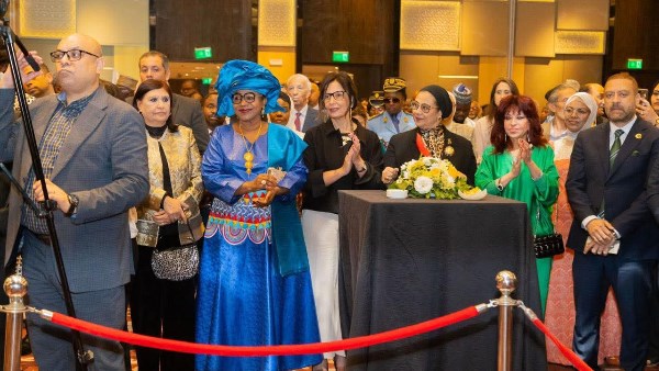 جيهان زكي وزيرة الثقافة  احتفال سفارة الكاميرون بالقاهرة بالعيد الوطني الـ 54 لسفارة الكاميرون