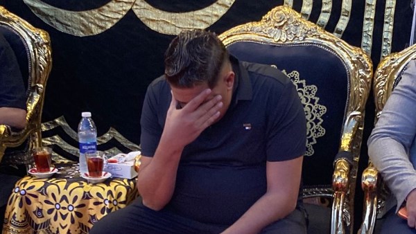حمو بيكا في عزاء والده الراحل 