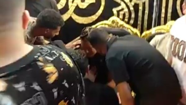 حمو بيكا في عزاء والده الراحل 