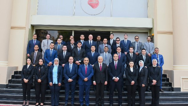النيابة العامة تنظم برنامجًا تدريبيًا حول الاستخدام الآمن والمسؤول للذكاء الاصطناعي بالتعاون مع وزارة الاتصالات 
