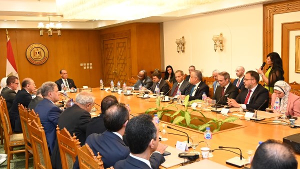 "وزير الخارجية  يشارك في فعالية منصة «حافز» ويعلن إطلاق الجولات التعريفية للقطاع الخاص بالمحافظات"