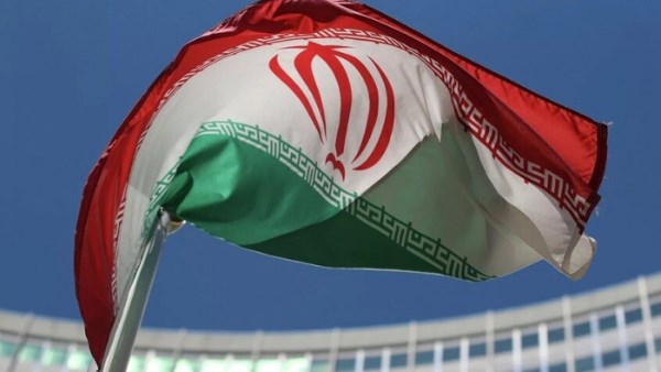 إيران ترفض ربط الإفراج عن أصولها المجمدة بالملف النووي وسط استمرار المفاوضات مع واشنطن