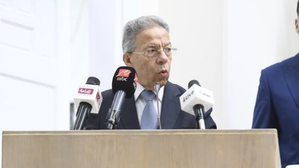 نقيب الأطباء