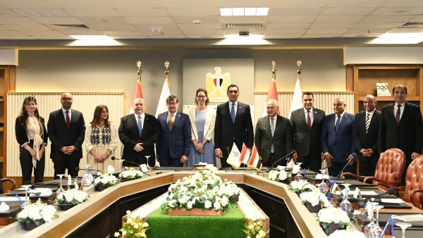 الاجتماع 