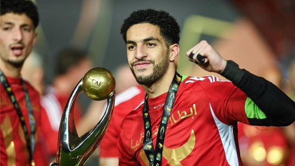 مصطقى شوبير 