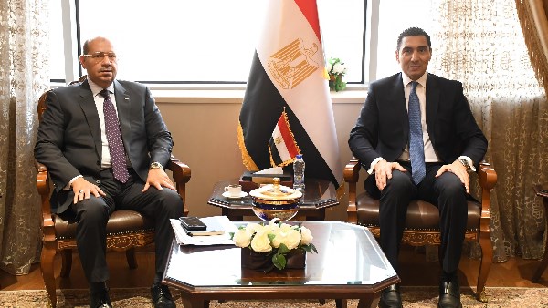 الاجتماع 