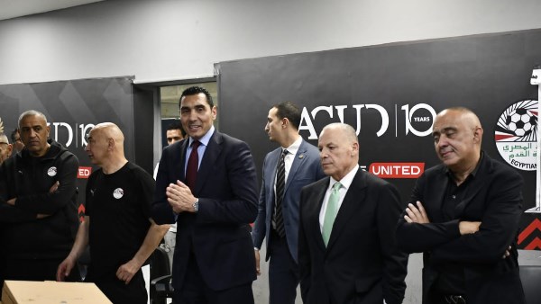 لقاء الوزير مع المنتخب 