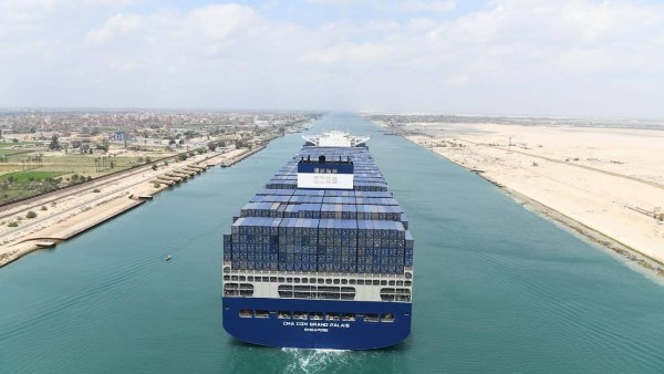 سفينة الحاويات العملاقة «CMA CGM GRAND PALAIS»